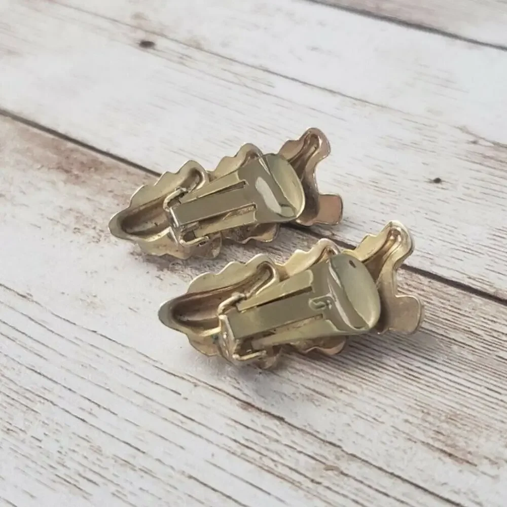 Vintage Clip On Earrings Large Light Gold Tone Stacked Design